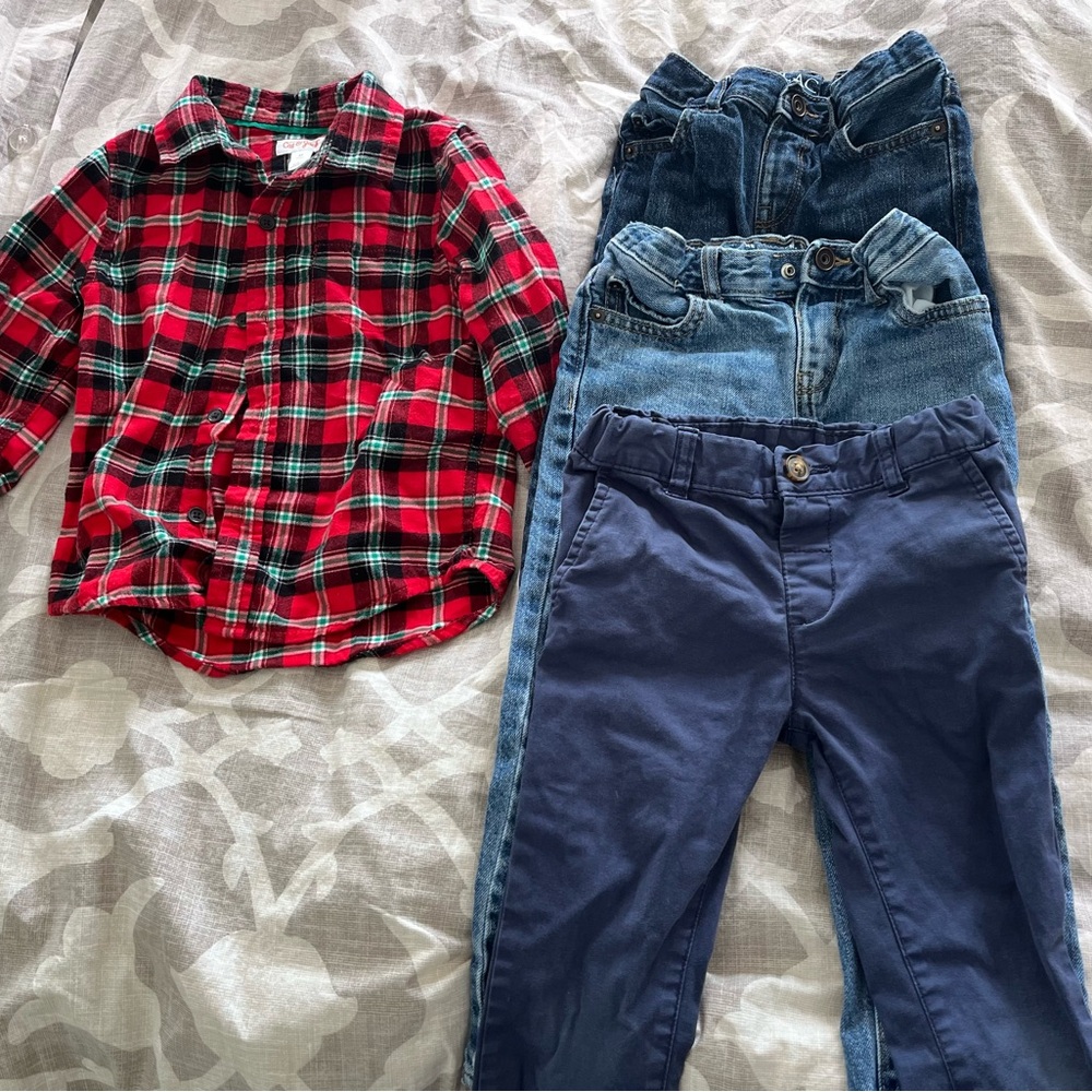 LOT: Boy’s 4T fall bundle